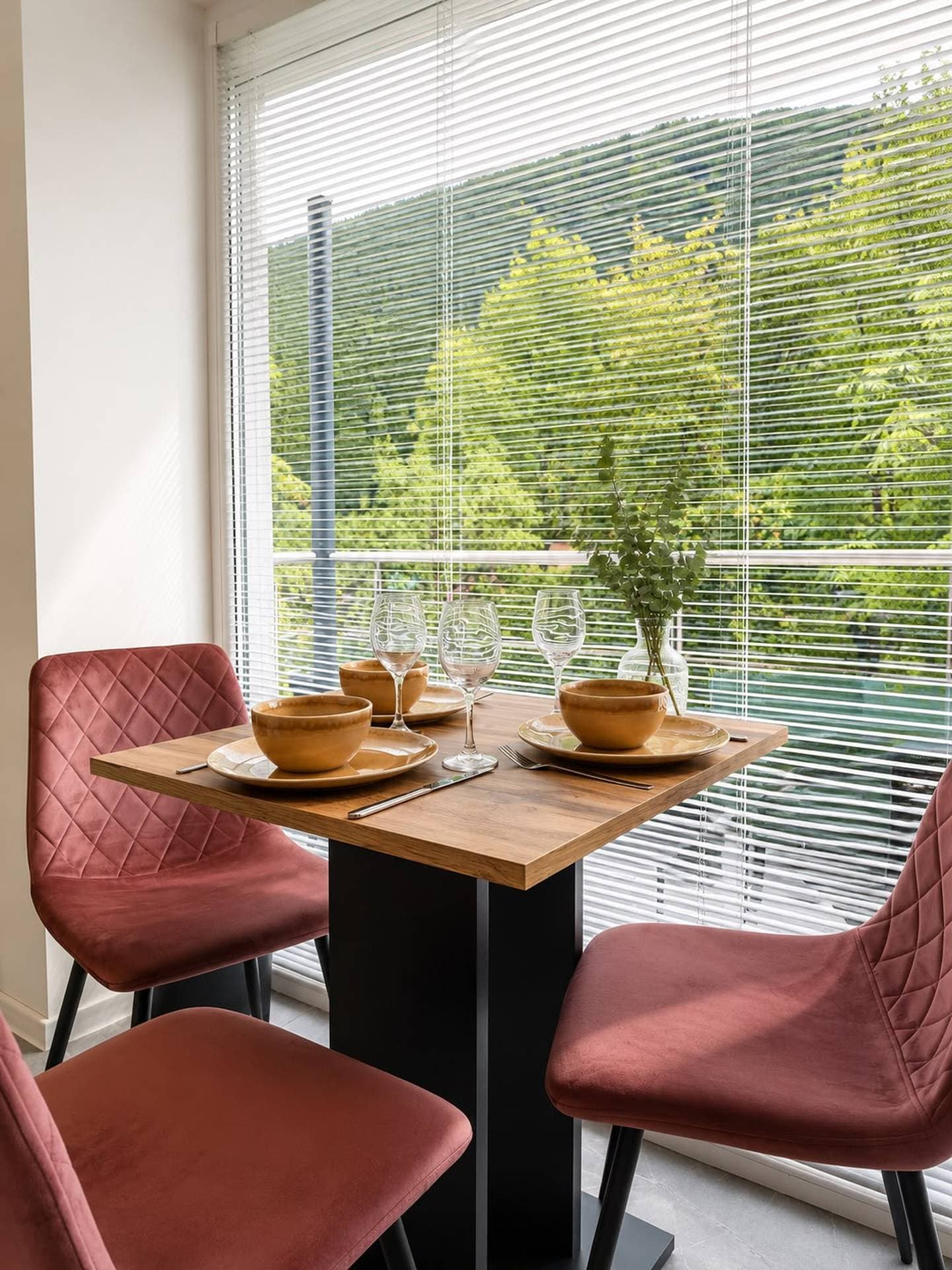 Mountain View House | Two-Bedroom Apartment with Balcony